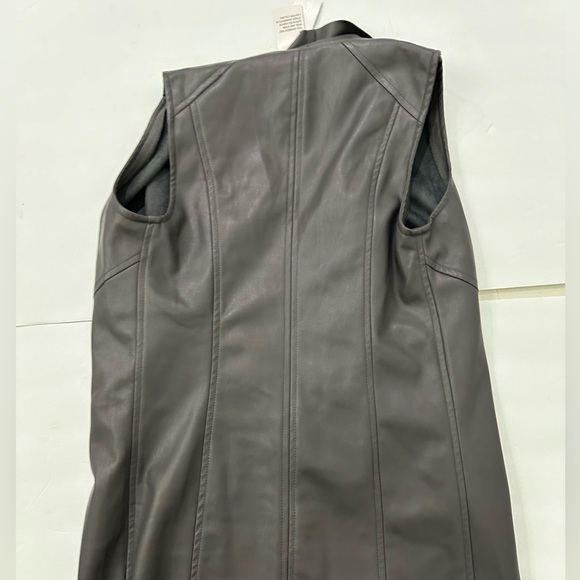 T. Tahari Faux Suede Leather Waterfall Open Front Vest Grey size Small - Picture 6 of 16